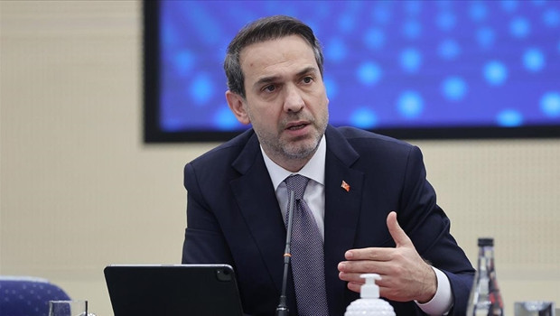 Bakan Bayraktar: Özel, kusura bakmayın ama bu konuda bildiğiniz hiçbir şey yok