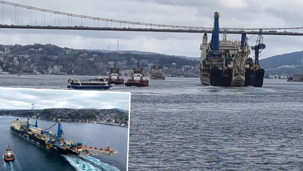 İstanbul Boğazı'nda gemi trafiği çift yönlü askıya alındı