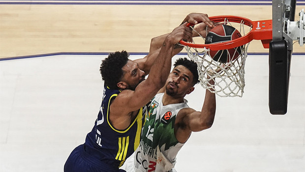 Final Four’a bir galibiyet kaldı!