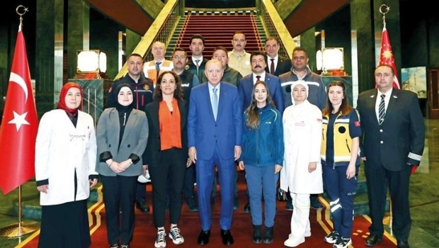Erdoğan, işçi ve işverenleri kabul etti: İşçinin aleyhine adım atmayız