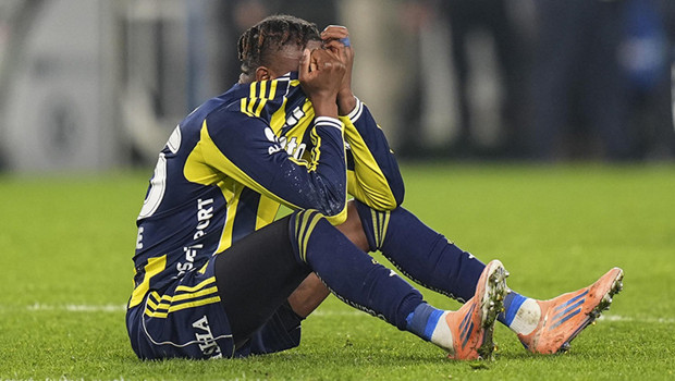 Nene'den Fenerbahçe'ye kötü haber! Yıldız futbolcu ameliyat masasına yatacak
