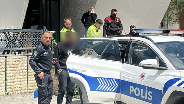 Yaya olan iki grup arasında 'yol verme' kavgası: 1'i ağır 3 yaralı! 8 kişi gözaltında