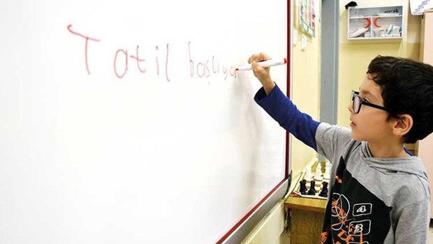 Bakan Tekin açıkladı: Ara tatilleri yaz tatiline ekleyebiliriz