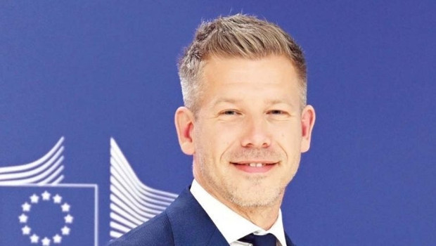 Magyar kayınbiraderini adalet bakanı yaptı