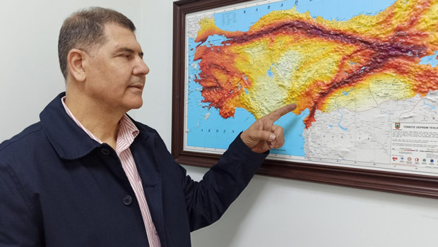 Doğu Akdeniz'de Deprem Korkusu Gerçek mi? Uzman Açıklıyor!