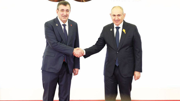 Yıllar sonra üst düzey Ermenistan ziyareti