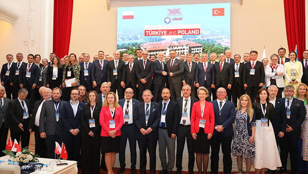 Üniversitede Türkiye-Polonya iş birliği