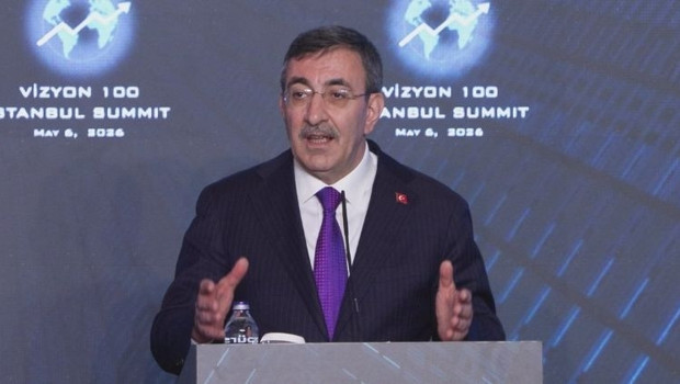 Cevdet Yılmaz: Türkiye, Dünyanın Ekonomik Bağlantı Noktası Mı?