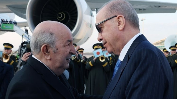Erdoğan Cezayir Cumhurbaşkanı Tebbun'u Havalimanında Karşıladı mı?