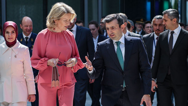 Belçika Kraliçesi Mathilde, Baykar’ı ziyaret etti