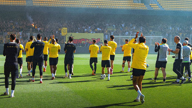 AEK, Panathinaikos'u Alt Ederek Yunanistan Süper Ligi'ni Kazandı mı?