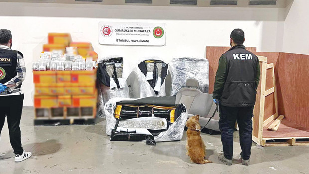 Gümrüklerde zehre geçit yok... 659 kilo uyuşturucu ele geçirildi