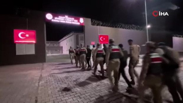 Viranşehir’de uyuşturucu operasyonu: Toplam 97 gözaltı