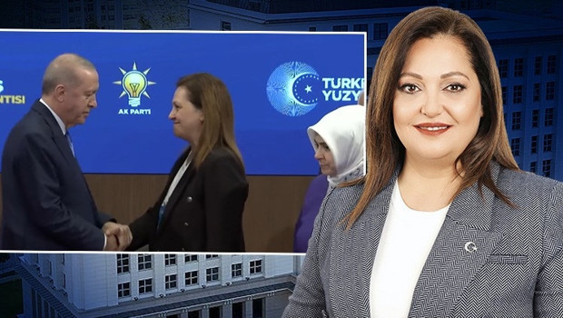 Afyonkarahisar Belediye Başkanı Burcu Köksal AK Parti'ye katıldı | Rozetini Cumhurbaşkanı Erdoğan taktı... İşte Köksal'ın ilk açıklaması