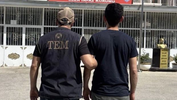 Gaziantep’te 6 yıl hapis cezasıyla aranan FETÖ firarisi yakaland