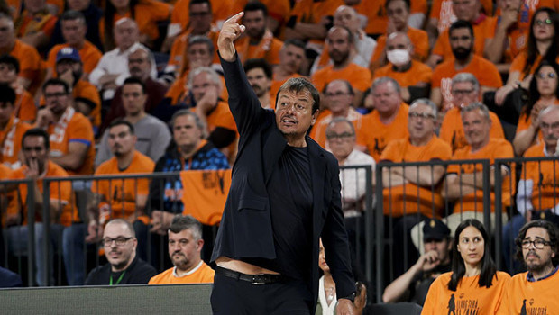 Valencia 81-64 Panathinaikos maç özeti (EuroLeague)