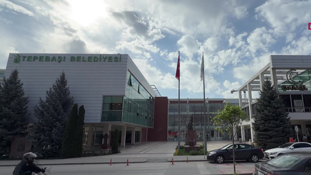 Tepebaşı Belediyesi'ne yolsuzluk operasyonu: 20 gözaltı