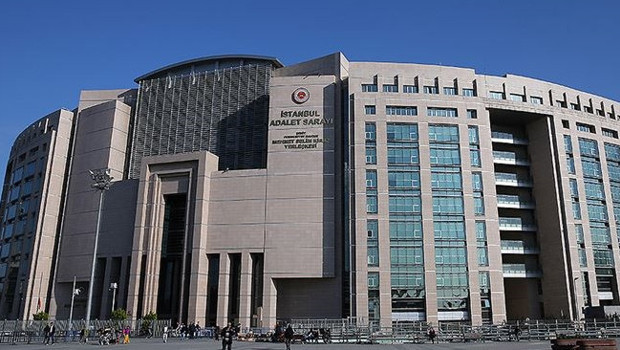 Adliyeye uyuşturucuyla girmeye çalışan şüpheli yakalandı