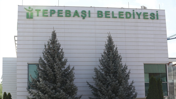 Tepebaşı Belediyesi’ne ‘yolsuzluk’ operasyonu; 60 gözaltı kararı