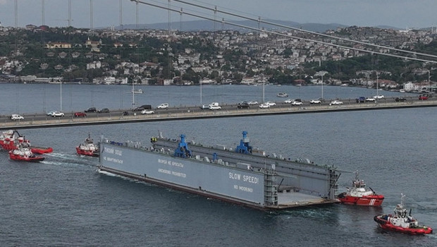 İstanbul Boğazı'nda Gemi Trafiği Neden Askıya Alındı?