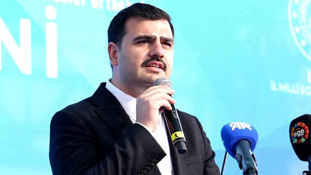AK Partili İnan'dan kendisini hedef alan Özgür Özel'e sert tepki