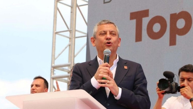 Özgür Özel'den seçim açıklaması: Kaybedersem bir dakika durmam
