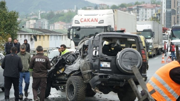 Rize'deki Feci Kaza: Uçan Cipin Dehşeti!