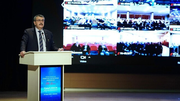 Bakan Tekin, 'Eğitim Kurumları Yönetici Yetiştirme Programı'nın ilk dersini verdi