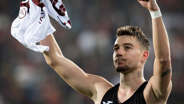 Trabzonspor, Ernest Muçi'nin tapusunu aldı!