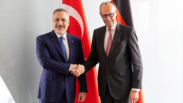 Dışişleri Bakanı Hakan Fidan Almanya Başbakanı Merz ile görüştü