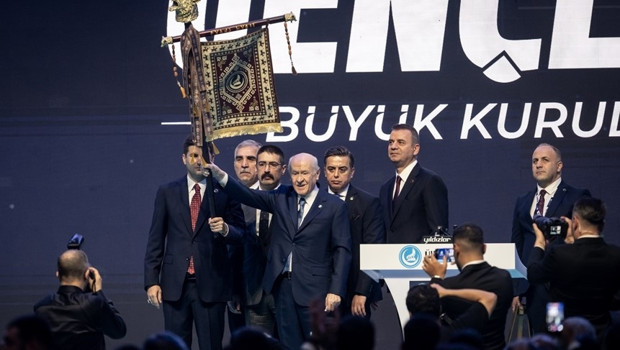 ‘Gençlerimiz yüz akımız’ MHP lideri Bahçeli: 19 Mayıs’ta esaret zinciri parçalandı