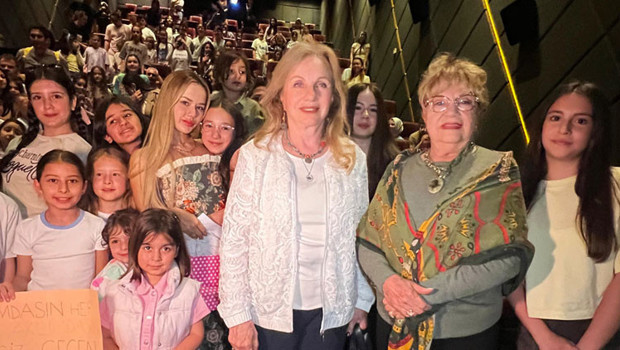Oyunculardan sinema sürprizi