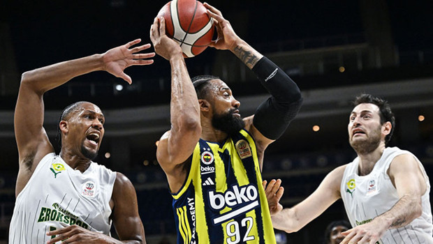 Fenerbahçe Beko, çeyrek final serisinde öne geçti!