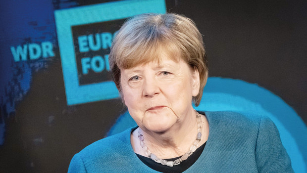 Merkel’den korkutan tahmin... ‘Ukrayna’da savaş 10 yıl daha sürer’