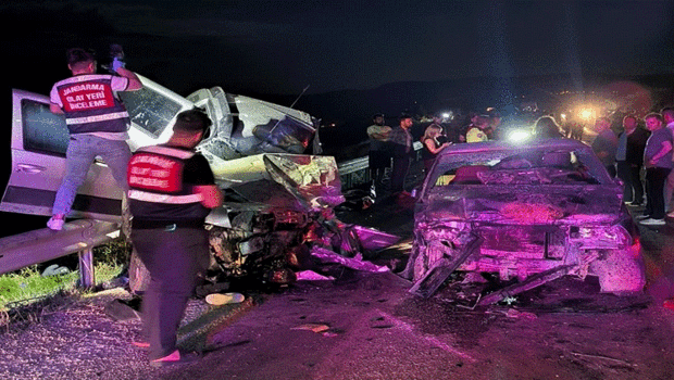 Mersin’de zincirleme kaza: 1 ölü 5 yaralı