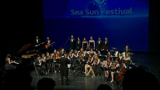 İzmirli öğrenciler İspanya’dan müzik ödülleriyle döndü