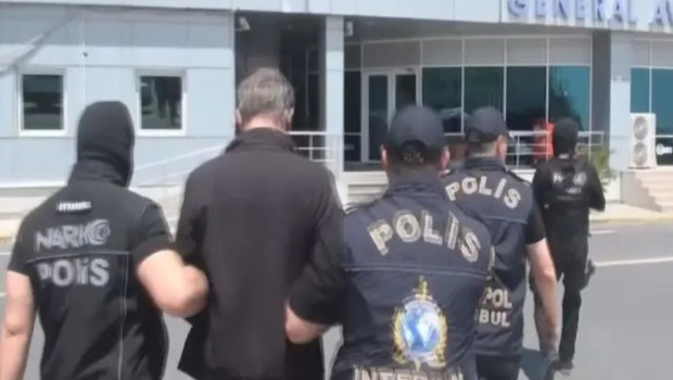 Türkiye’de yakalanmıştı… Kilit isim Hollanda’ya iade edildi
