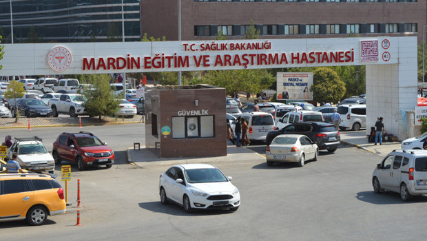 Mardin'de iki aile arasında taşlı, sopalı kavga: 8 kişi yaralandı