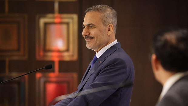 Dışişleri Bakanı Hakan Fidan, Türkiye'nin Arakanlı Müslümanlara yardımını yerinde inceledi