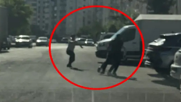 Diyarbakır'da 2 grup arasında silahlı kavga kamerada: 2'si ağır 3 yaralı