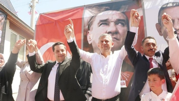 Özel, Gümüşhane’de halka seslendi… Yenilgiye alışanları geride bıraktık