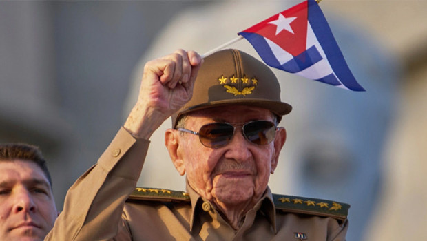 ABD peşine düşmüştü: Raul Castro 95. yaş gününü Kübalılarla kutladı