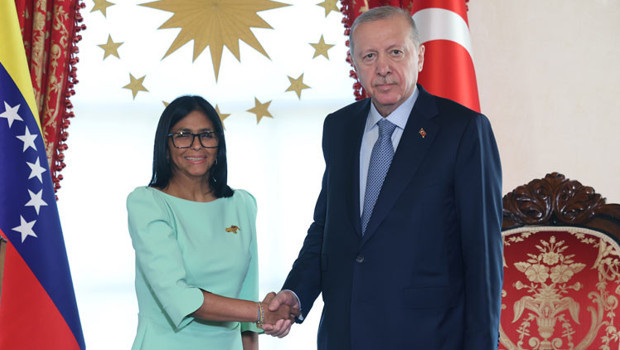 Cumhurbaşkanı Erdoğan, Venezuela Geçici Devlet Başkanı Rodriguez'i resmi törenle karşıladı