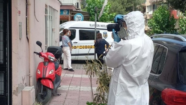 Manisa'da evden gelen 'kötü koku' acı gerçeği ortaya çıkardı
