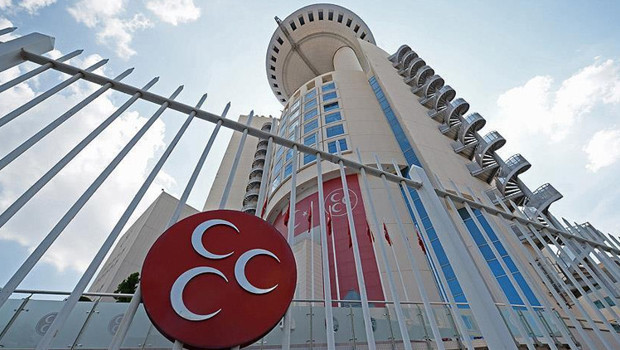 MHP’de üç il teşkilatı daha feshedildi
