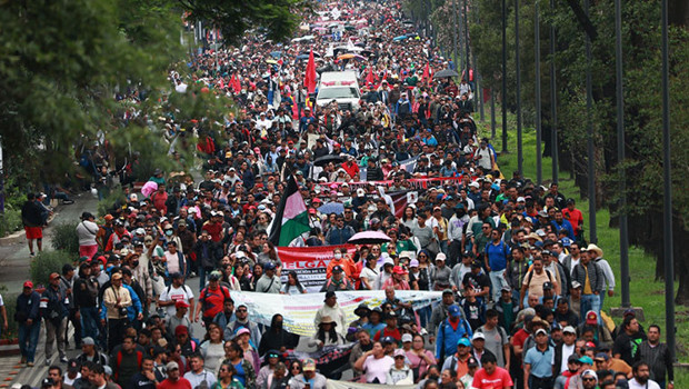 Dünya Kupası açılış maçı öncesi Mexico City'de pro