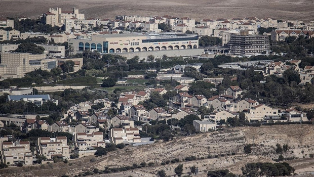 İngiltere'de skandal iddia: Hayır kurumlarından yasa dışı İs