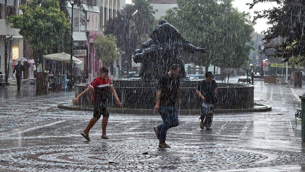 Meteoroloji’den Edirne, Kırklareli ve Tekirdağ’a 'kuvvetli yağış' uyarısı