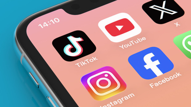 Facebook, Instagram ve WhatsApp'a erişim sorunları yaşanıyor