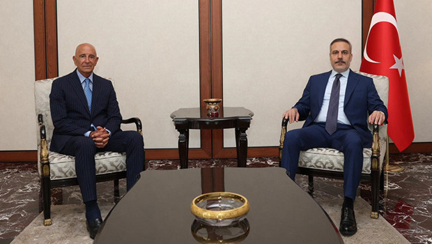 Dışişleri Bakanı Hakan Fidan, ABD’nin Ankara Büyükelçisi Barrack'ı kabul etti